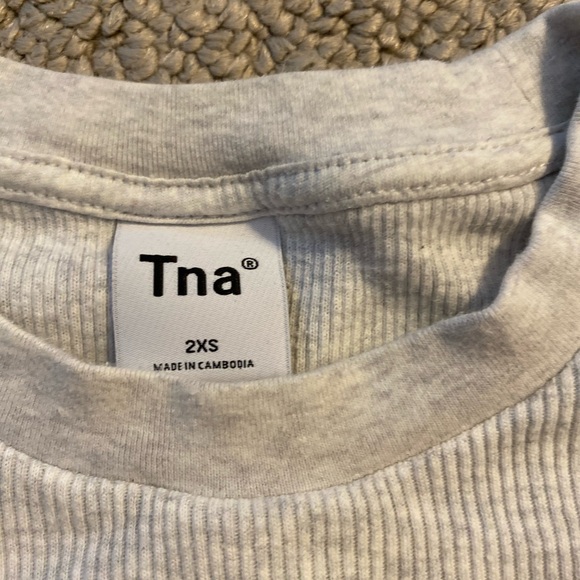 Light grey tee - Picture 3 of 3